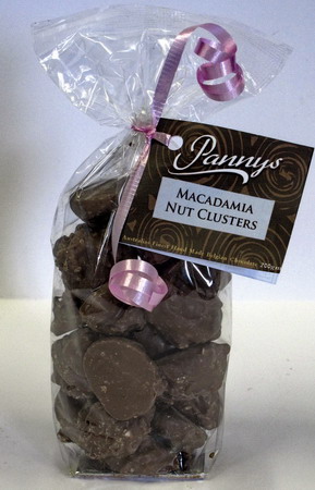 Milk Macadamia Clusters 200g